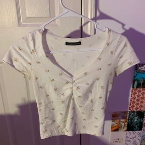 Brandy Melville White and Pink Floral Gina NWOT